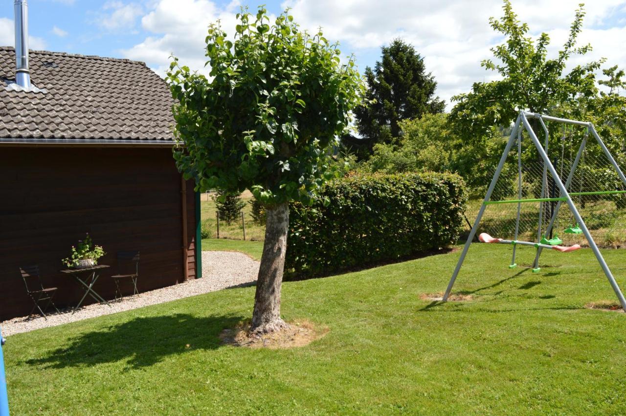 Villa Les Melezes A Stavelot, 5 Personnes Exterior foto