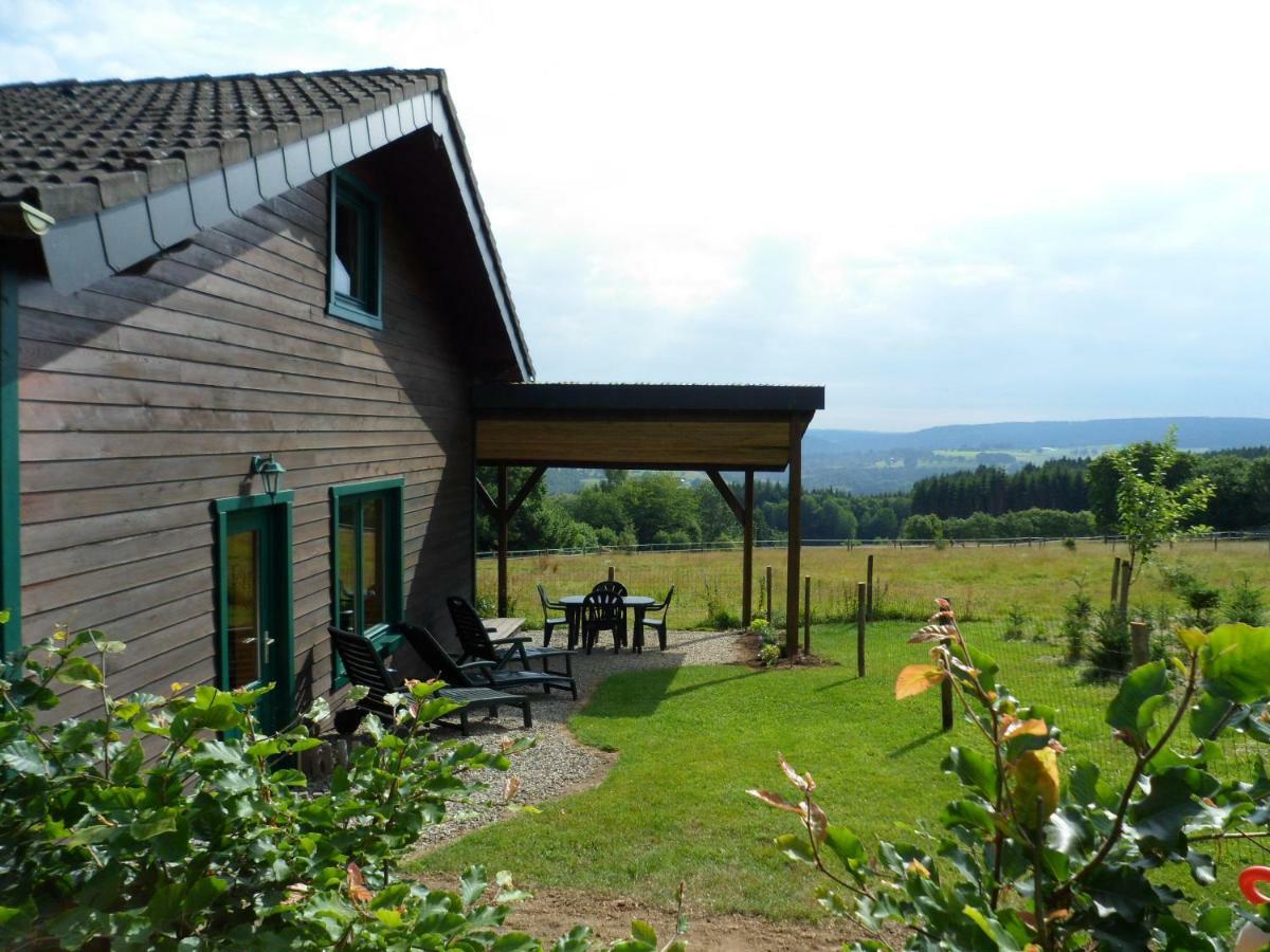 Villa Les Melezes A Stavelot, 5 Personnes Exterior foto